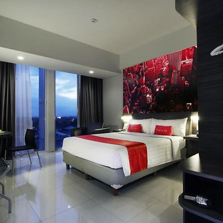 เฟฟโฮเต็ล เปกันบารู Hotel ภายนอก รูปภาพ