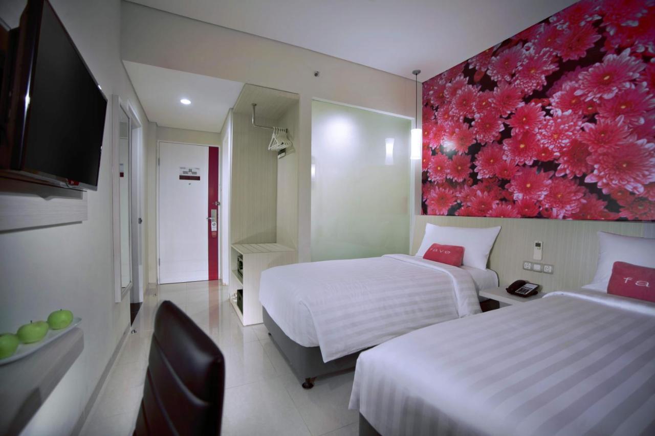 เฟฟโฮเต็ล เปกันบารู Hotel ภายนอก รูปภาพ